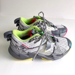 Nike Air Jordan Why Not Zer0.3 Sneakers Kids Size 1Y CD5804-100 *Cleaned*